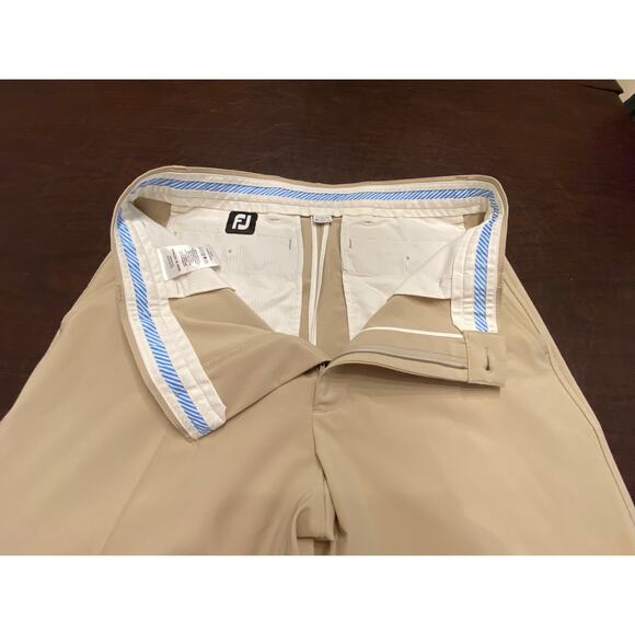 FootJoy Performance Golf Pants Beige 34x32 Stretch Flat Front Office Work Casual - Picture 9 of 10